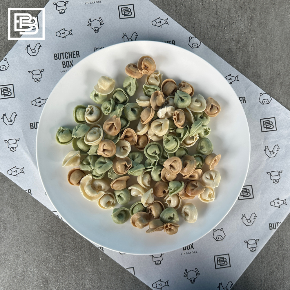 Three Cheese Tortellini, Condiments, Pasta