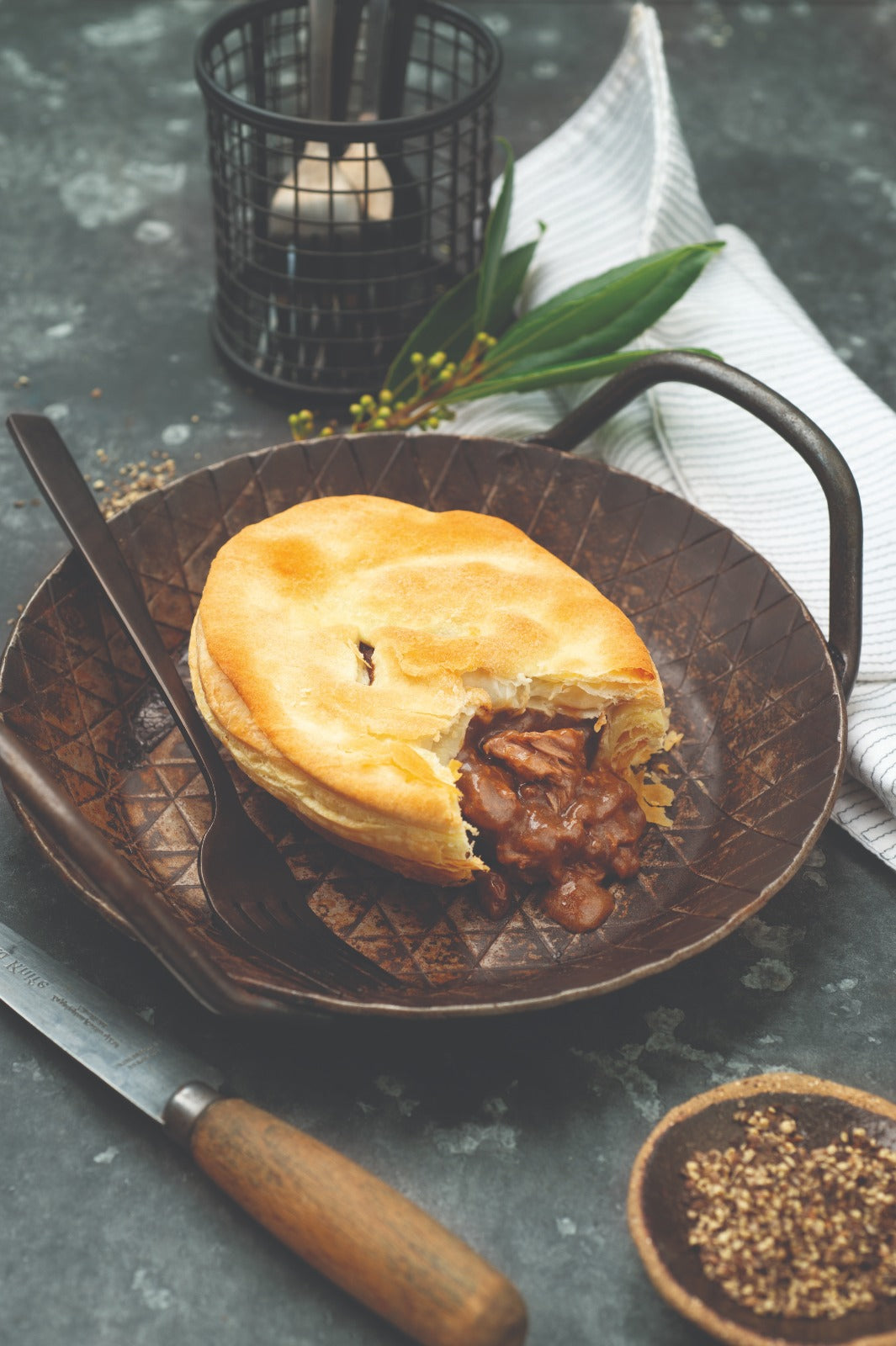 Australian Chunky Beef & Mushroom Pie, Bakery