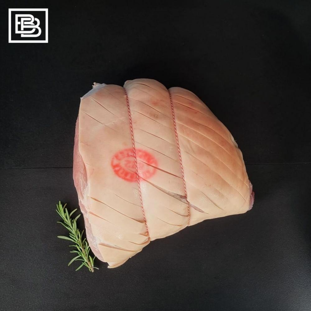 Christmas Gooralie Free Range Pork Raw Gammon Bone-in Leg Ham [4.7-5kg]
